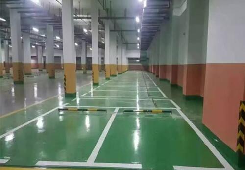鑫圣源小區(qū)地下停車場劃線項(xiàng)目已完工