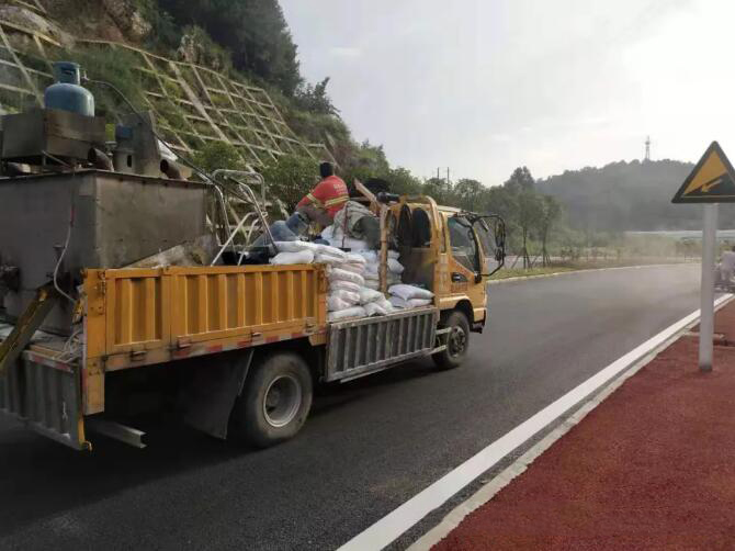 我們青島劃線部門負責的施工任務(wù)已接近尾聲
