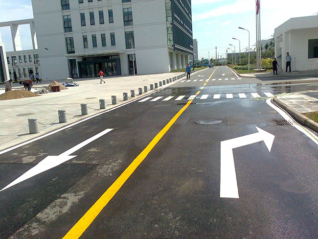 道路劃線加熒光增白劑有什么好處？